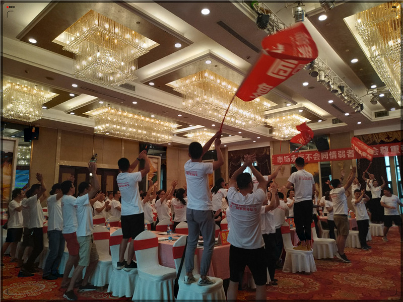 铜梁重百电器携手匠艺装饰/慕思寝具/中国电信“第二届家装补贴节”启动会 铜梁重百电器携手匠艺装饰/慕思寝具/中国电信“第二届家装补贴节”启动会