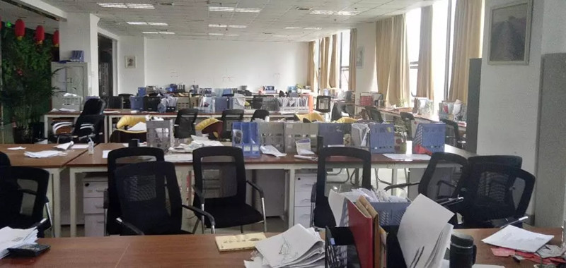 又双叒叕一重庆装饰公司跑腿,涉及业主逾2000业主,上亿资金不知去向 又双叒叕一重庆装饰公司跑腿,涉及业主逾2000业主,上亿资金不知去向